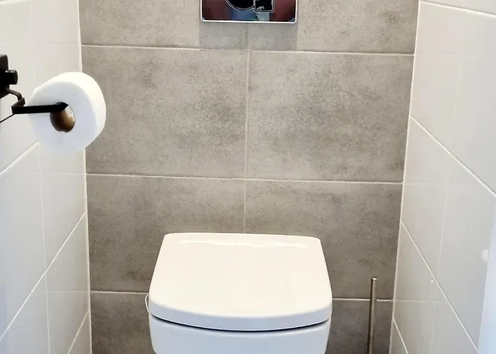 Atlas Arena, Zoo, Fala, Mandoria, Lotnisko, Parking *