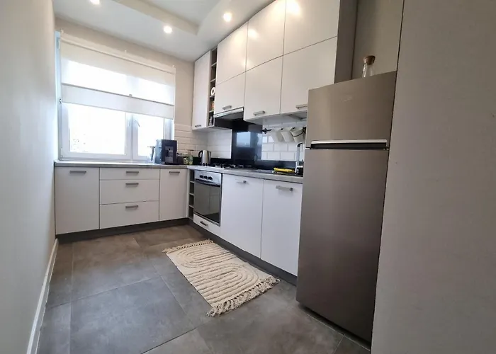 Atlas Arena, Zoo, Fala, Mandoria, Lotnisko, Parking