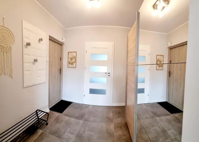 Atlas Arena, Zoo, Fala, Mandoria, Lotnisko, Parking